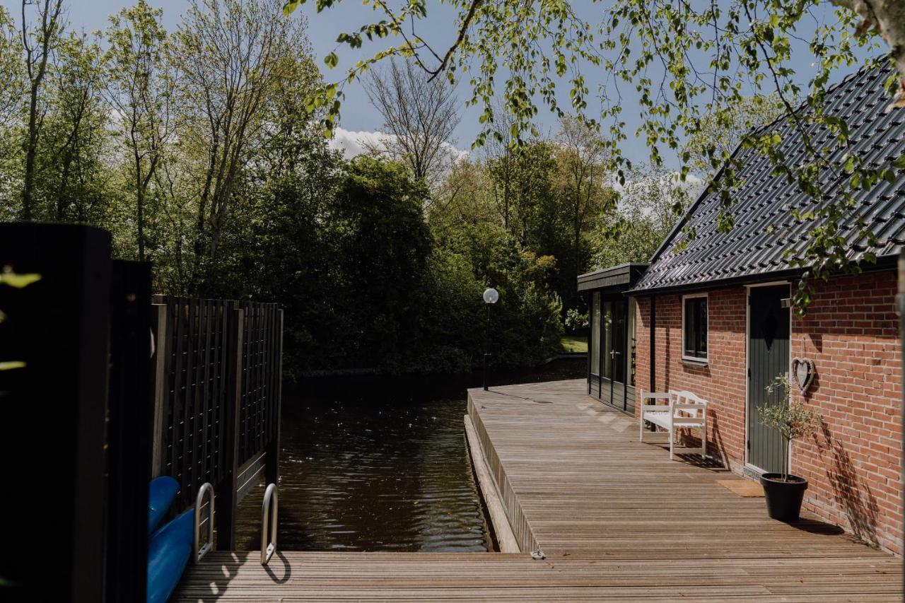 B&B Oan'T Wetter Dokkum Extérieur photo
