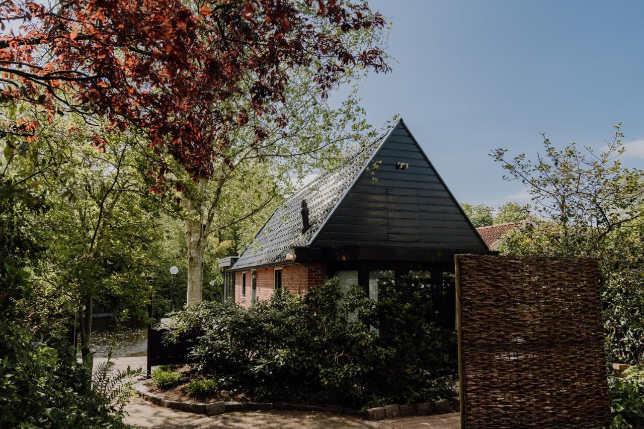 B&B Oan'T Wetter Dokkum Extérieur photo